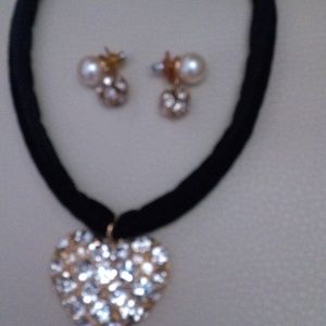 stones and velvet necklace with matching earrings